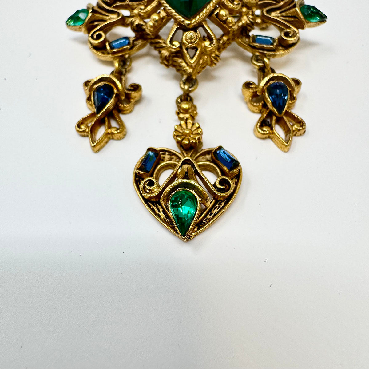 Florenza Vintage Emerald Green Victorian Brooch Pin with Dangles