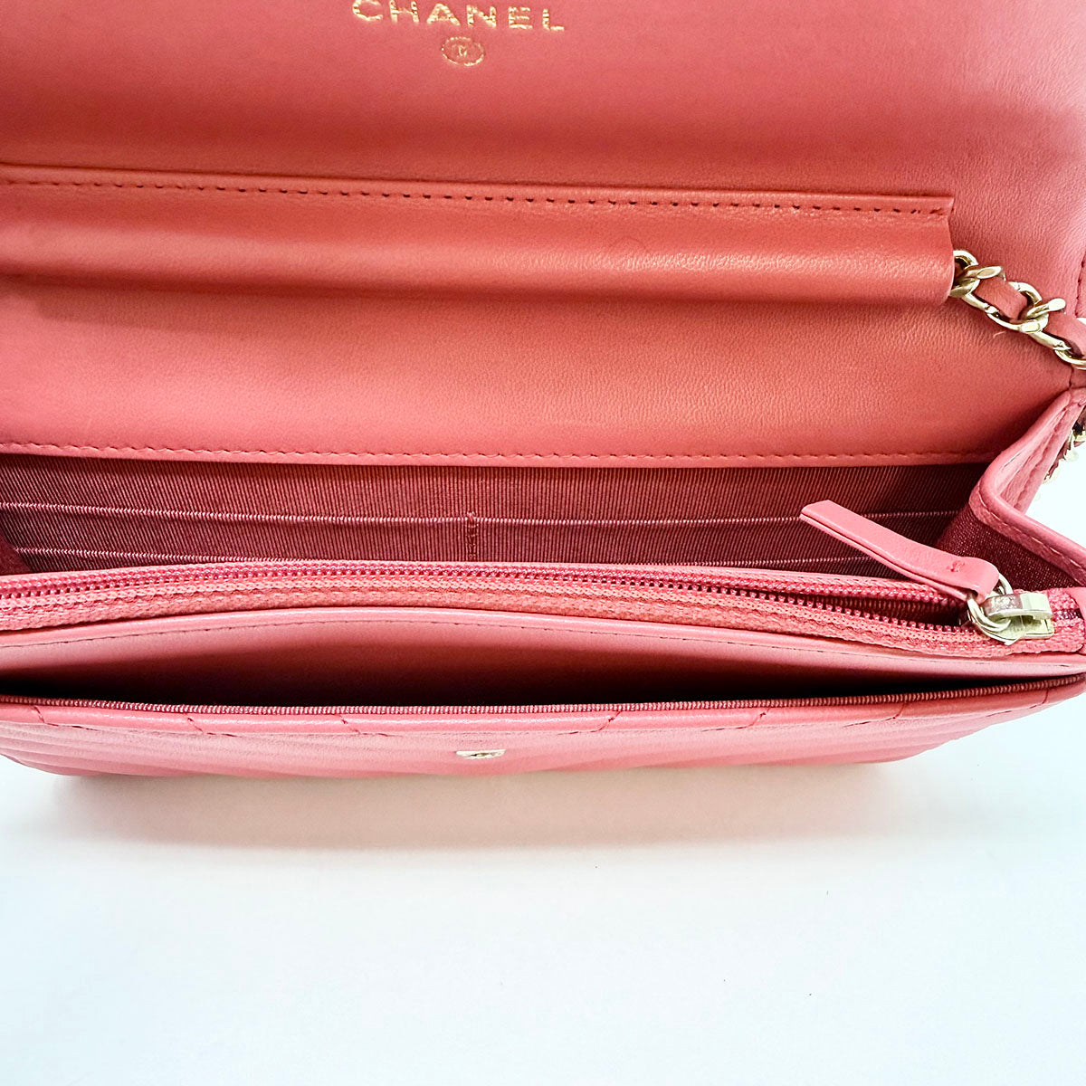 Chanel Wallet on the Chain