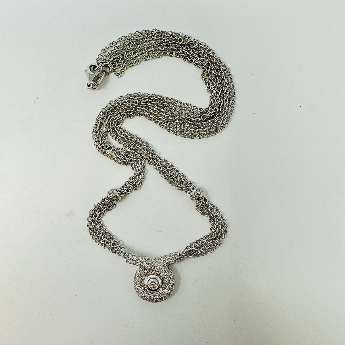 18K White Gold Necklace with 88 Diamonds