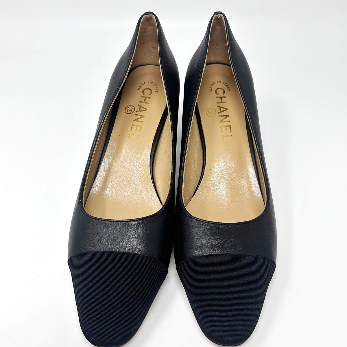 Chanel Pumps