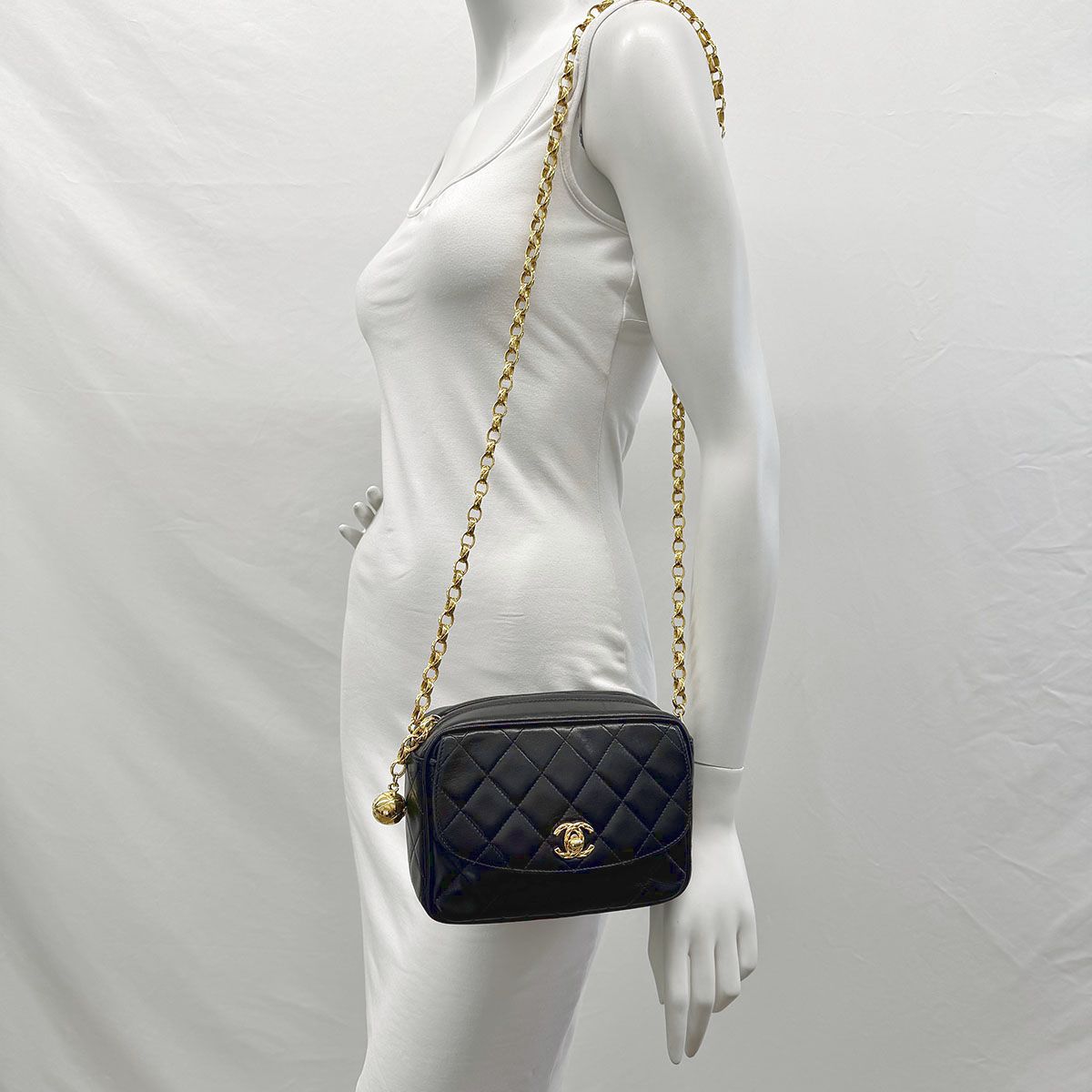 Chanel Vintage Diamond Quilted Flap Camera Bag