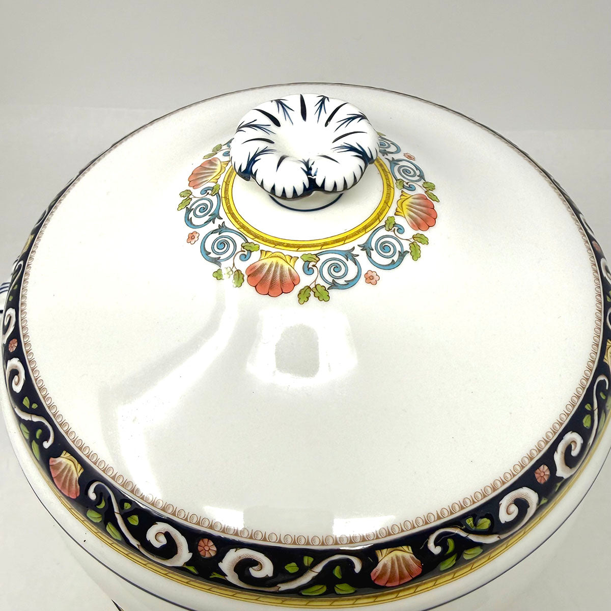 Runnymede Tureen with Underplate