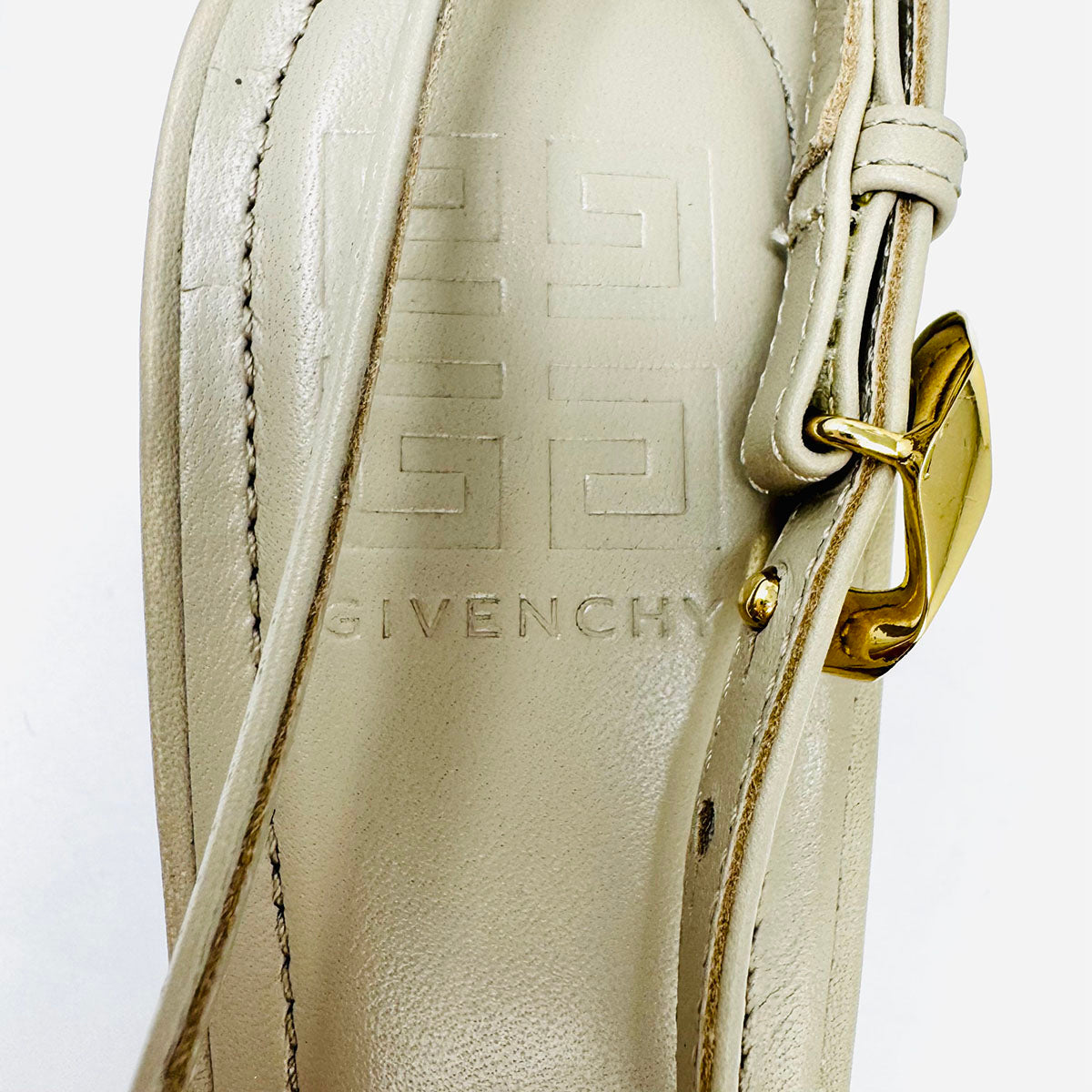 Givenchy Pumps