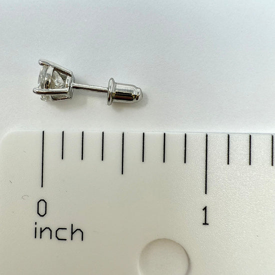 6mm Round Moissanite Stud Earrings