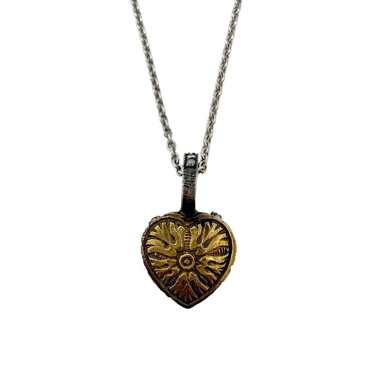 18K White Gold Diamond Heart Pendant Necklace