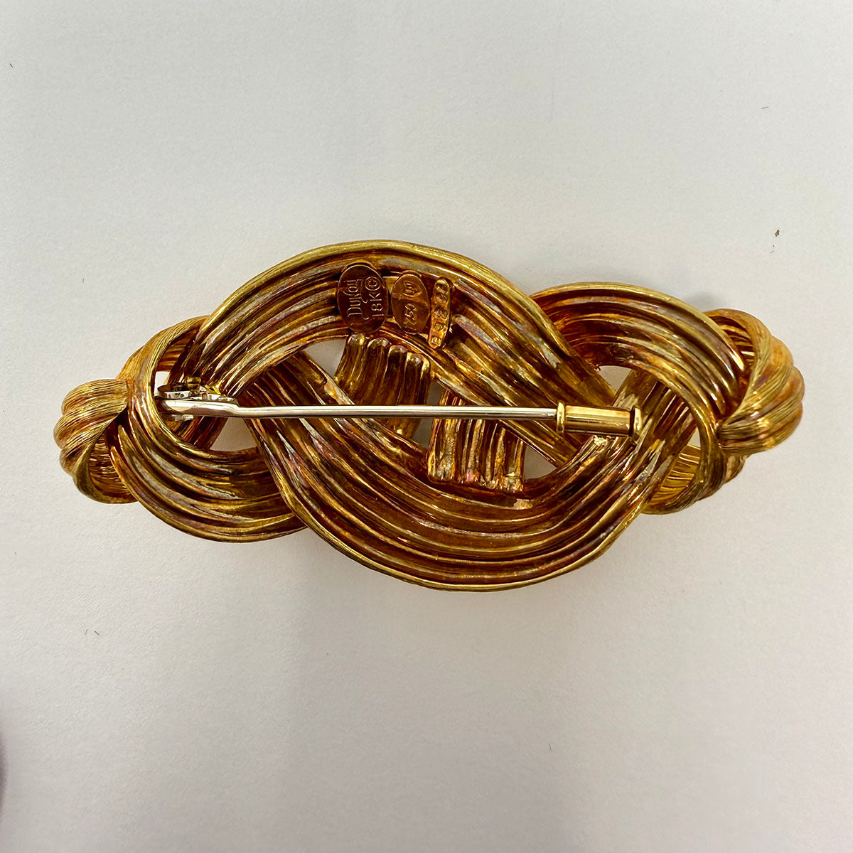 Henry Dunay 18K Gold Woven Pin