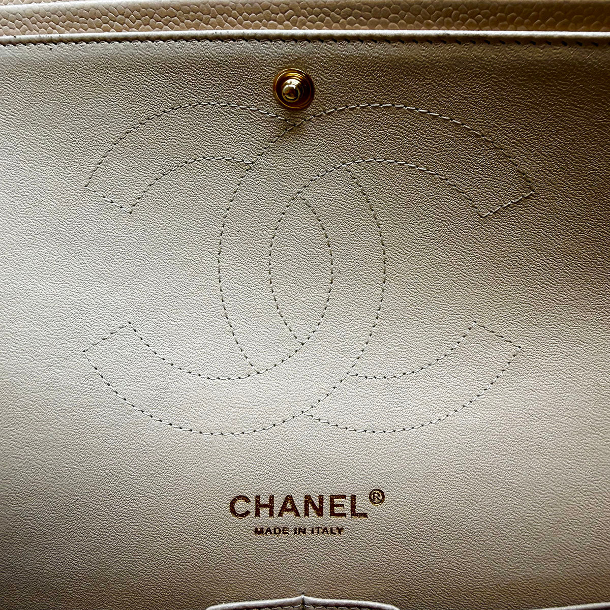 Chanel Jumbo Double Flap Shoulder Bag