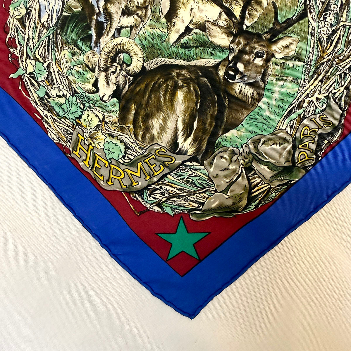 Hermes "Faune et Flore du Texas" Scarf