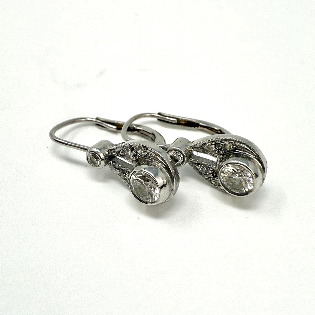 14K White Gold Diamond Drop Earrings