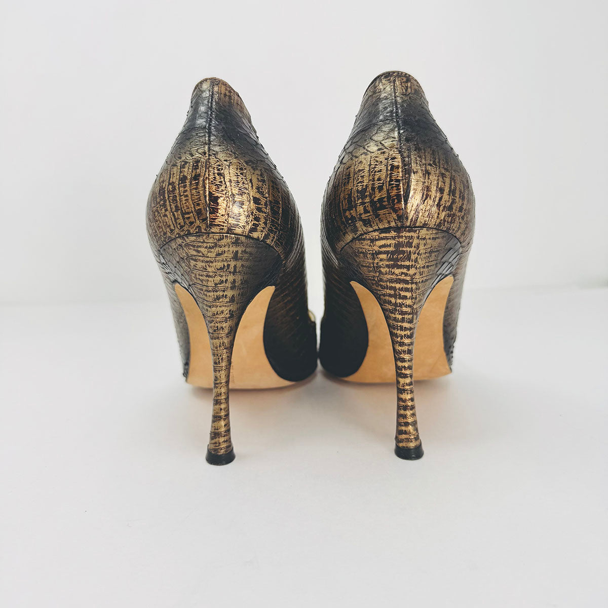 Manolo Blahnik Pumps