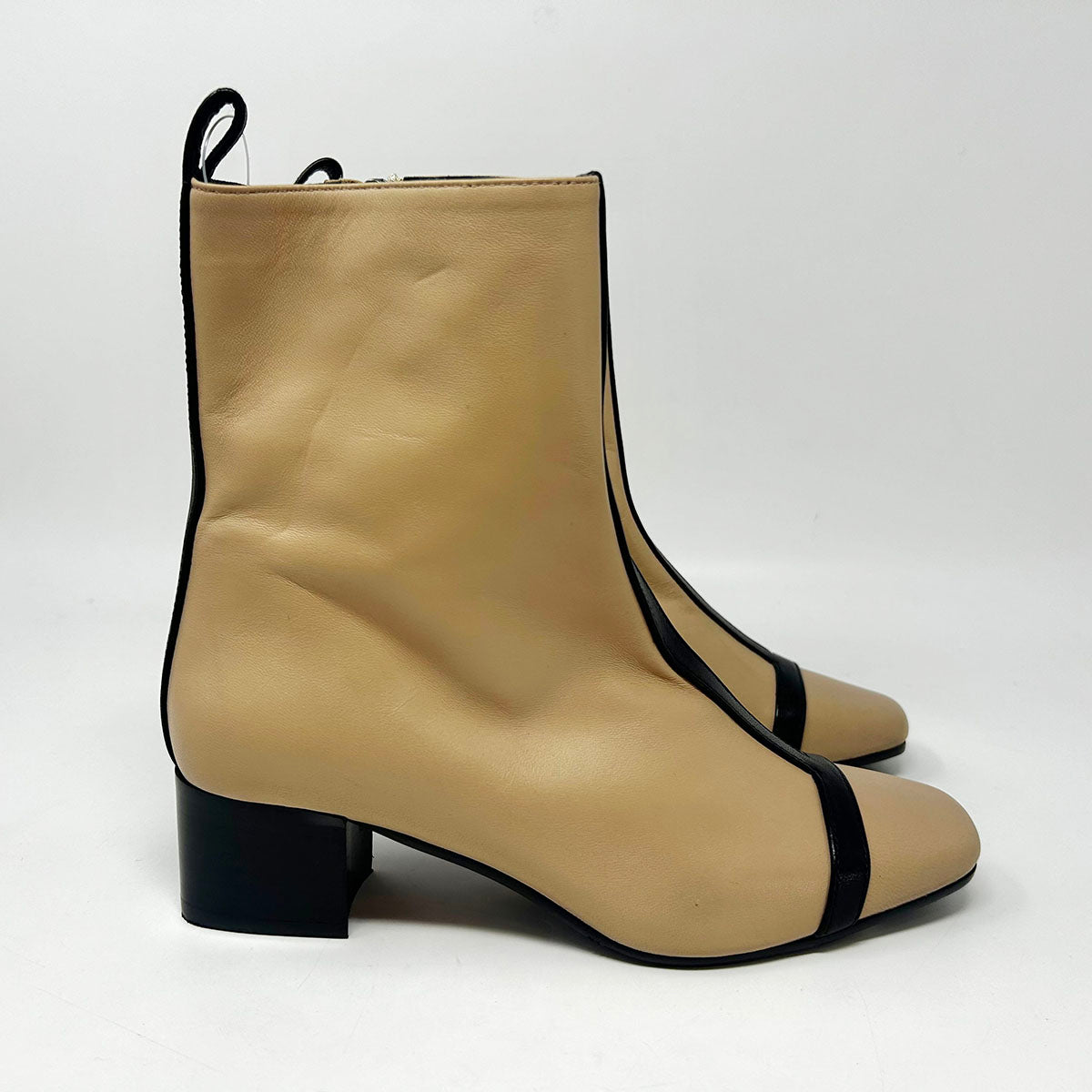 Carel Boots