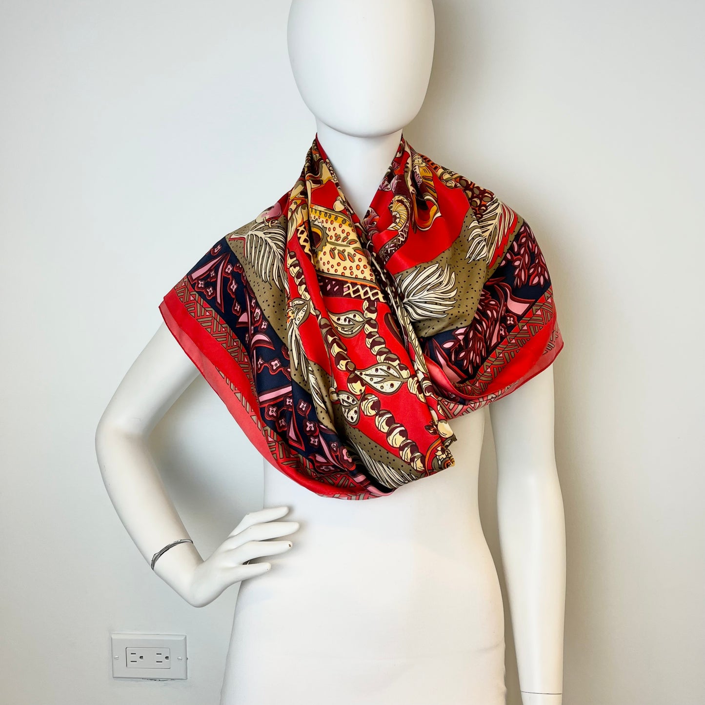 Hermes "Zenobie,Reine De Palmyre" Scarf