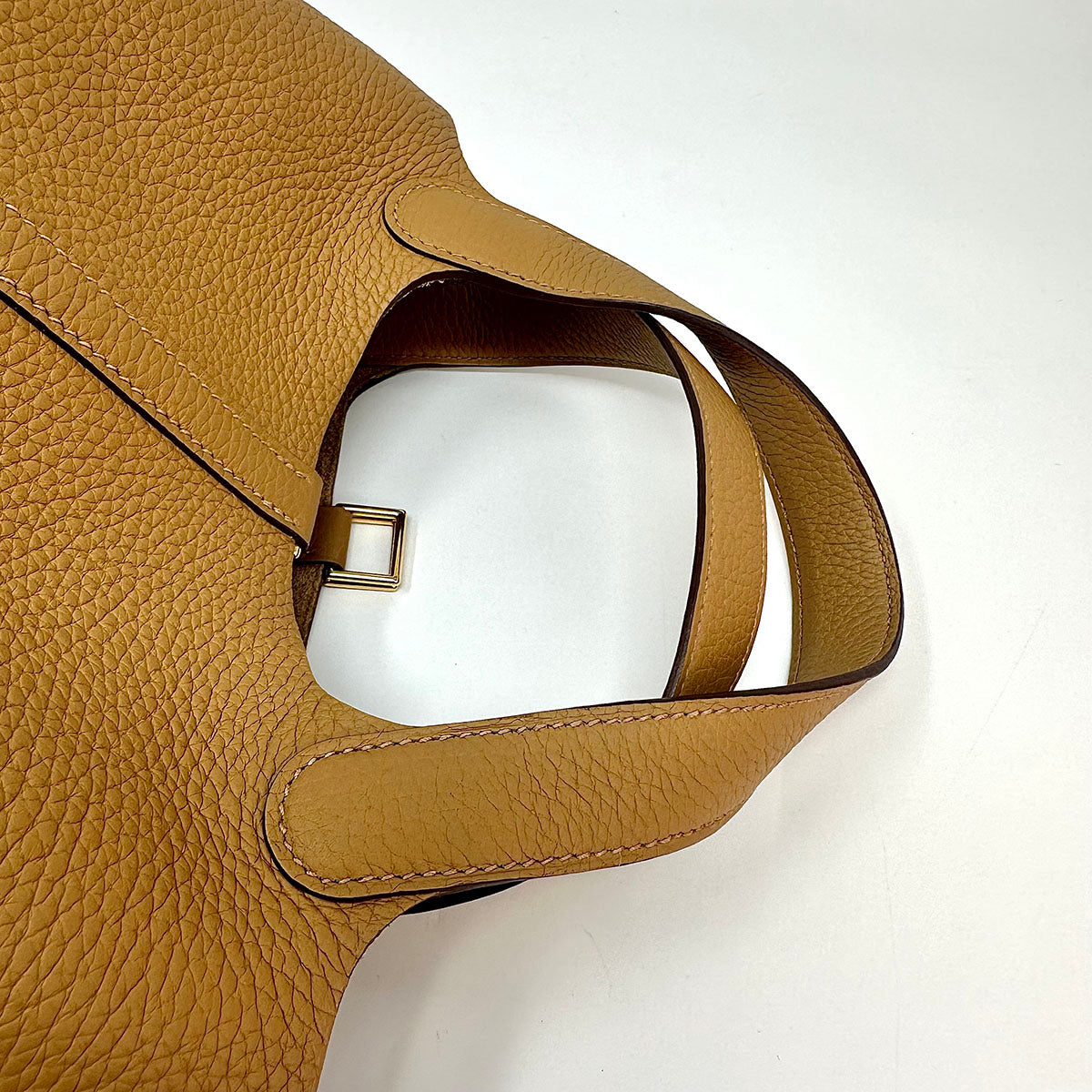 Hermes 2022 Clemence Picotin Lock 18