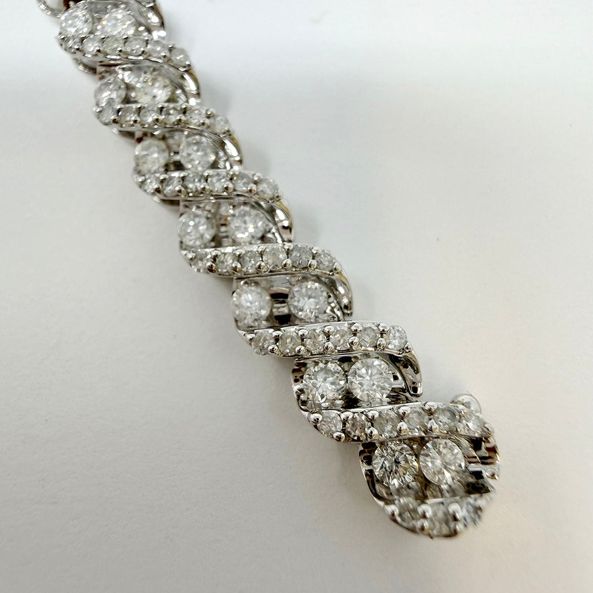 14K White Gold Diamond Bracelet