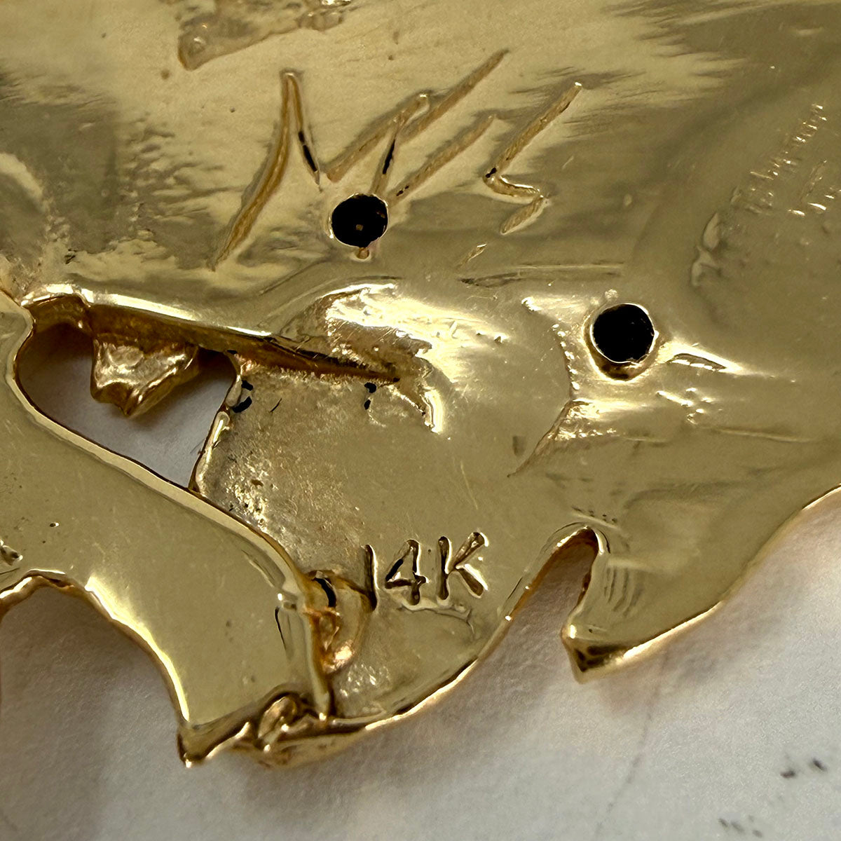 18K Gold Dog Pin with 3 Sapphires