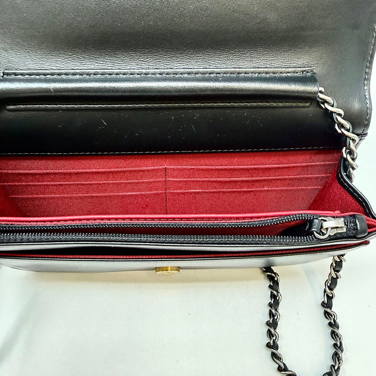 Chanel Wallet on Chain