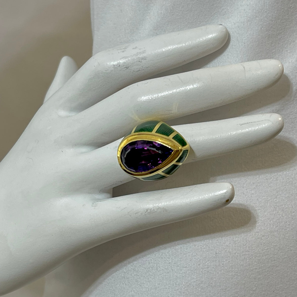 De Vroomen 18K Gold and Green Enameled Ring with Amethyst