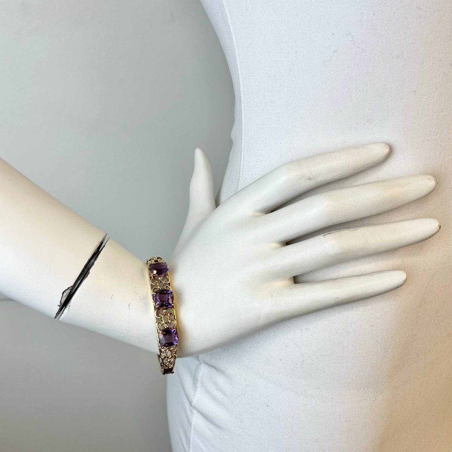 Vintage 14K White Gold Filigree Bracelet with 3 Amethyst