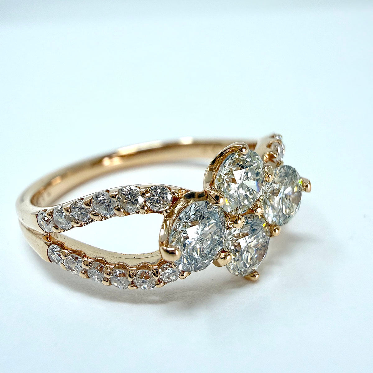 18K Diamond Ring
