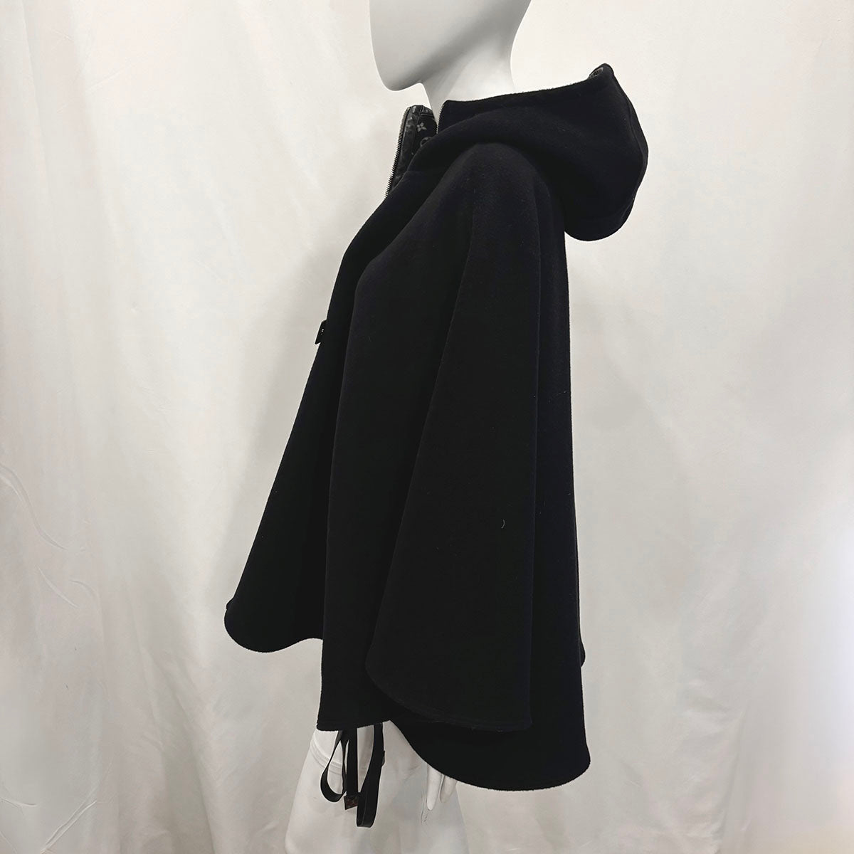 Louis Vuitton Cape