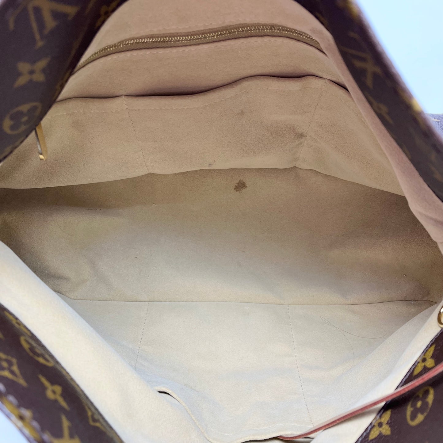 Louis Vuitton Hobo