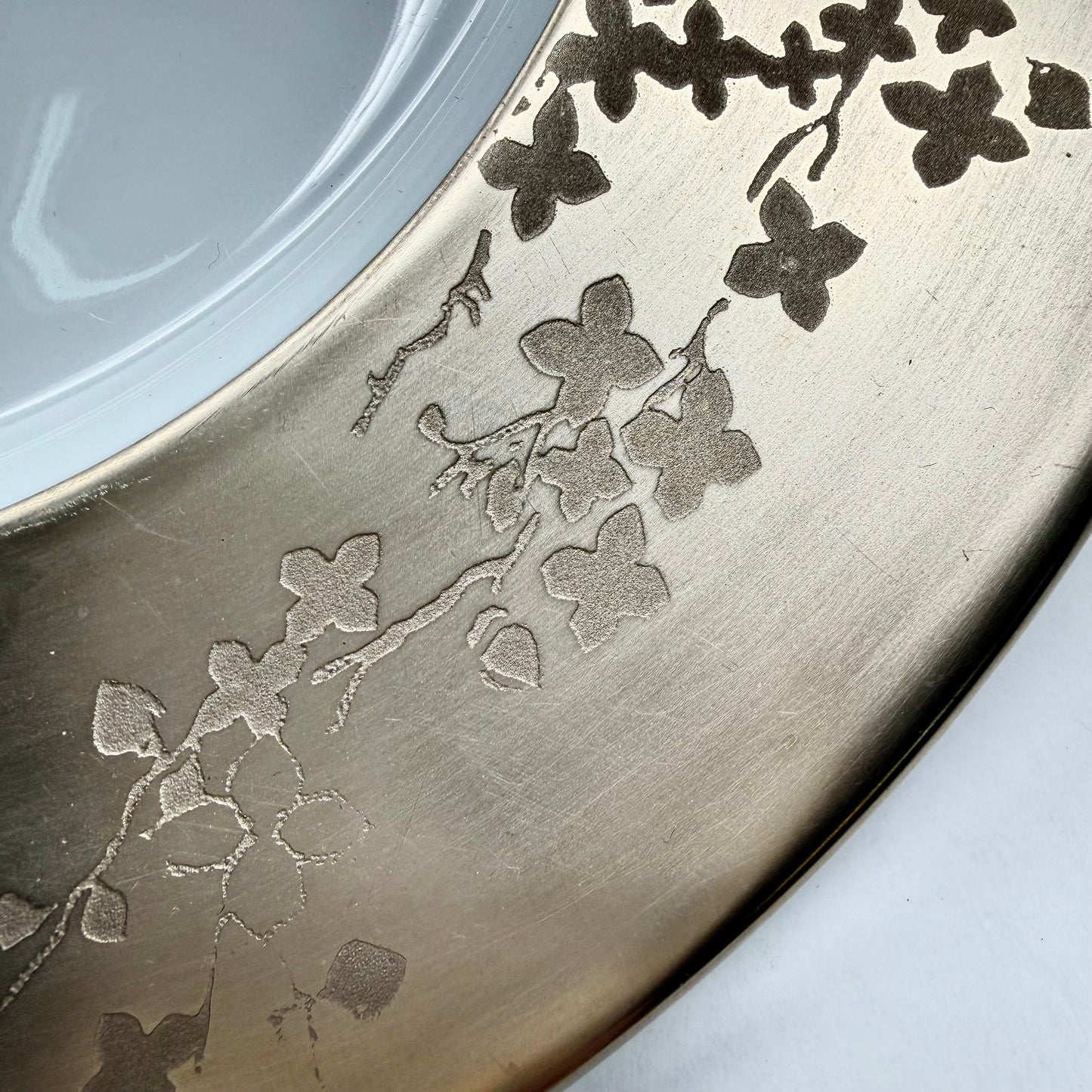 9 PC Jaune De Chrome " Big Bang Bronze"  Dinner plate