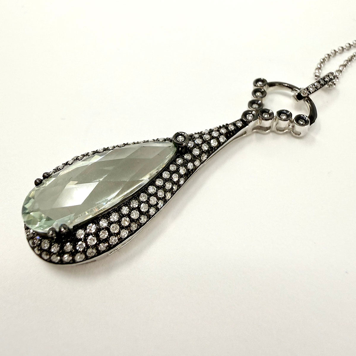 14K White Gold 16" Pendant Necklace with Green Amethyst