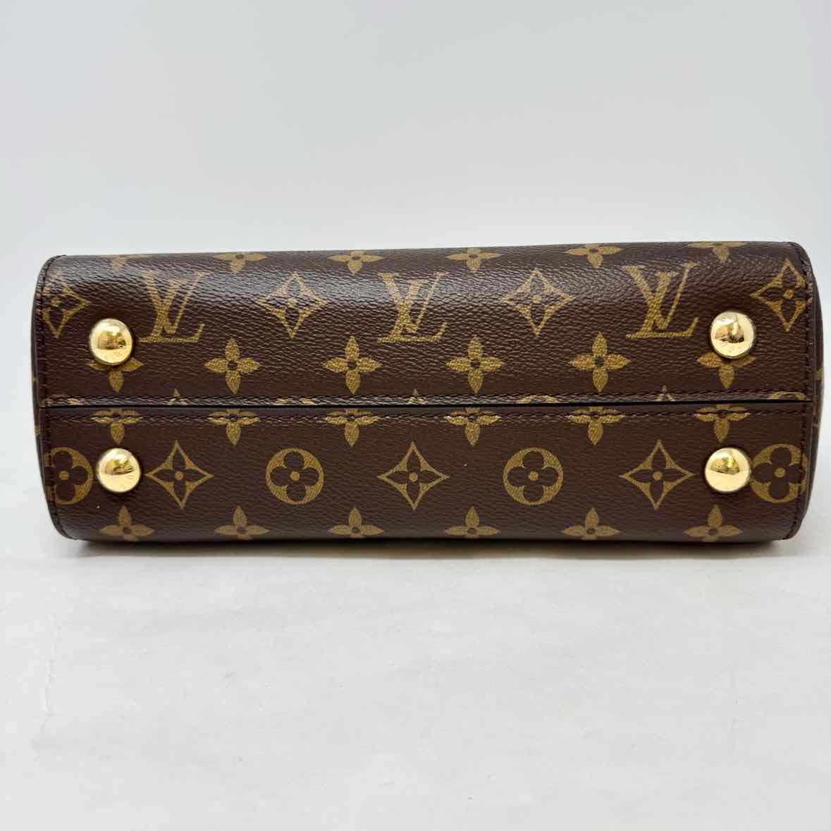 Louis Vuitton Handle Bag