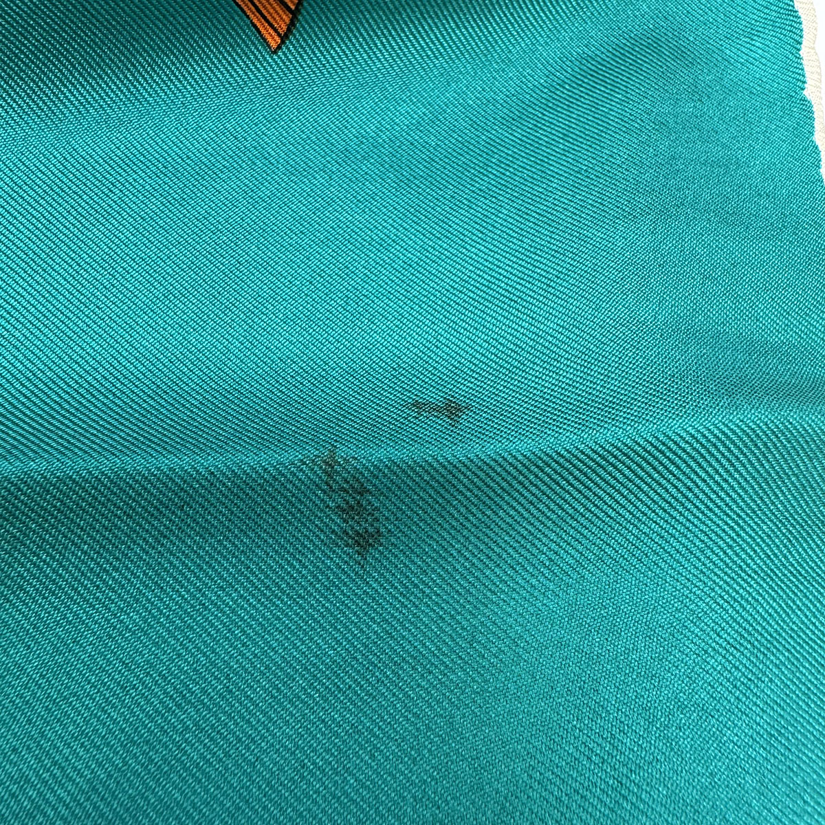 Gucci " Fish" Scarf