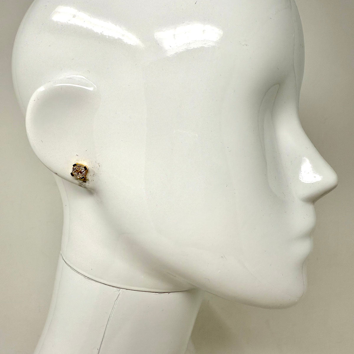 18K Gold Diamond Stud Earrings