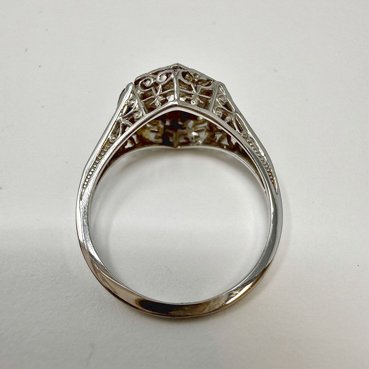 Antique 18K White Gold Ring with 0.5ct Diamond and 2 Sapphires