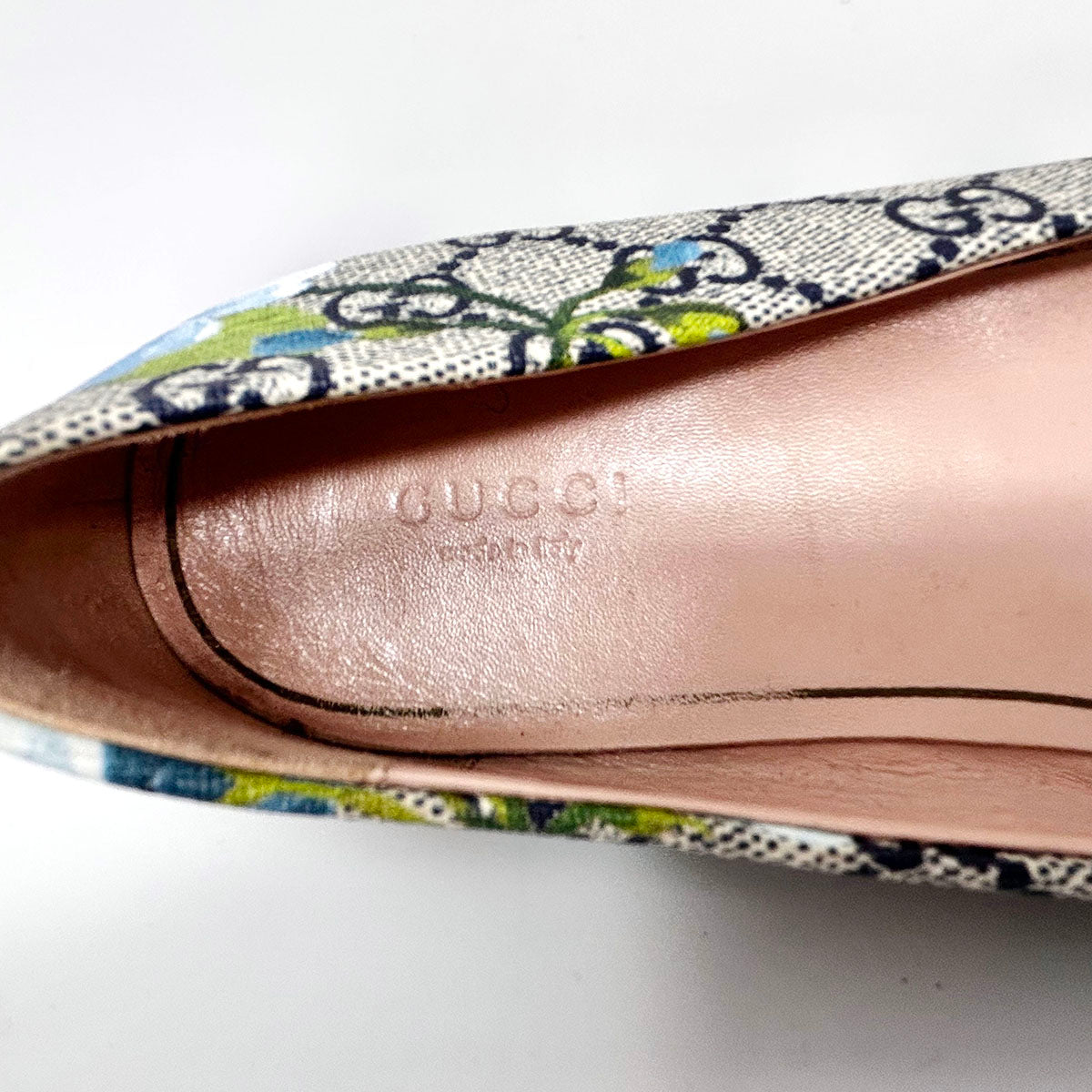 Gucci Flats