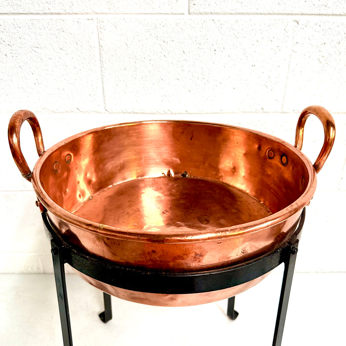 Apple Butter Cauldron with Stand