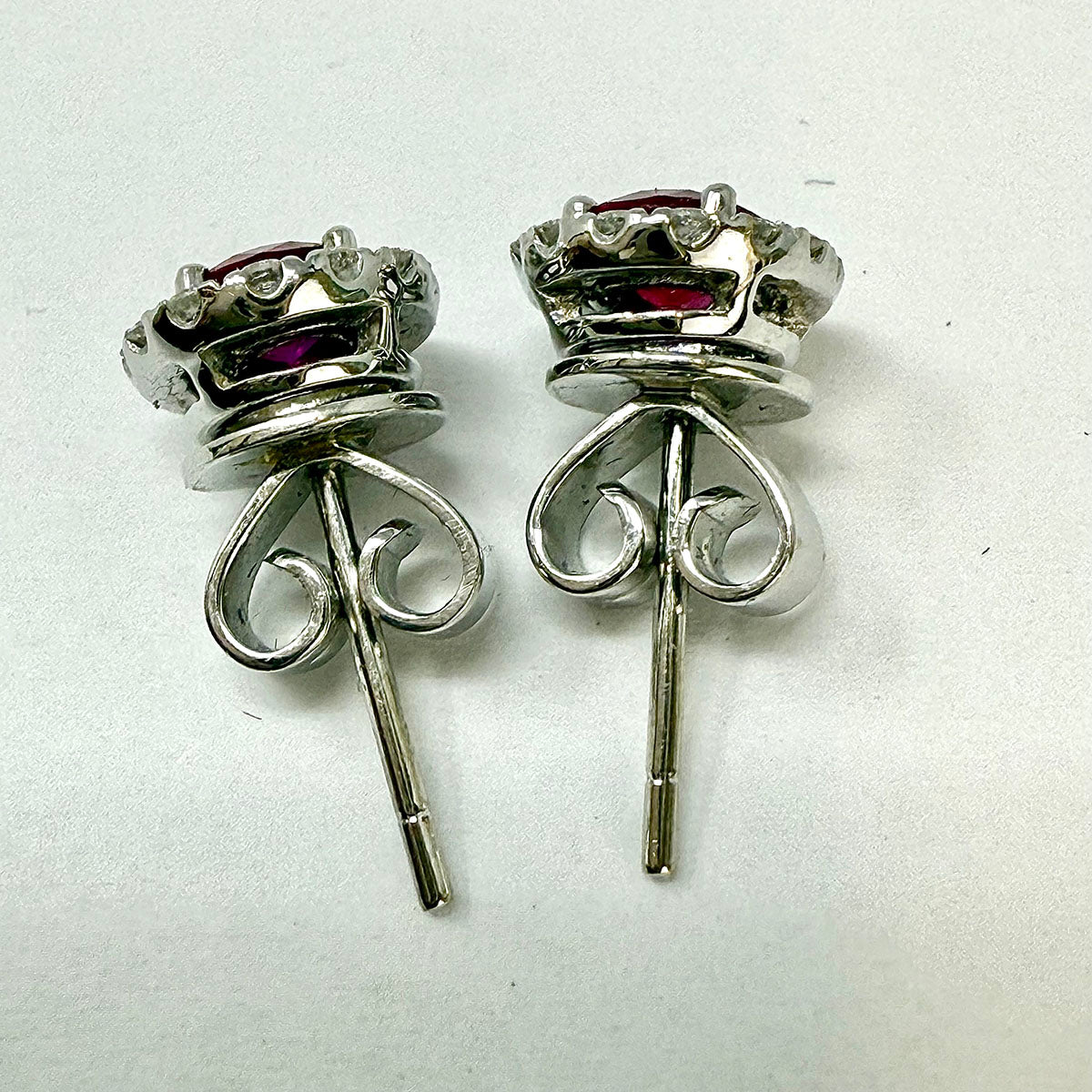 18K White Gold Earrings with Ruby and Diamonds