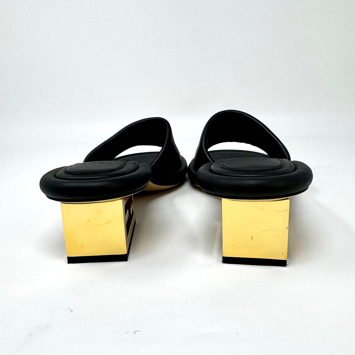 Fendi Flats