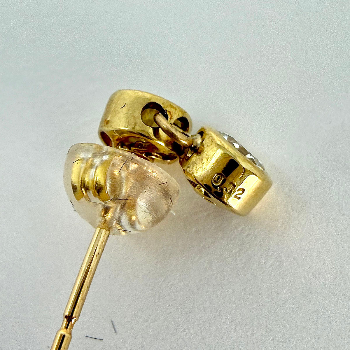 18K Gold Diamond Earrings