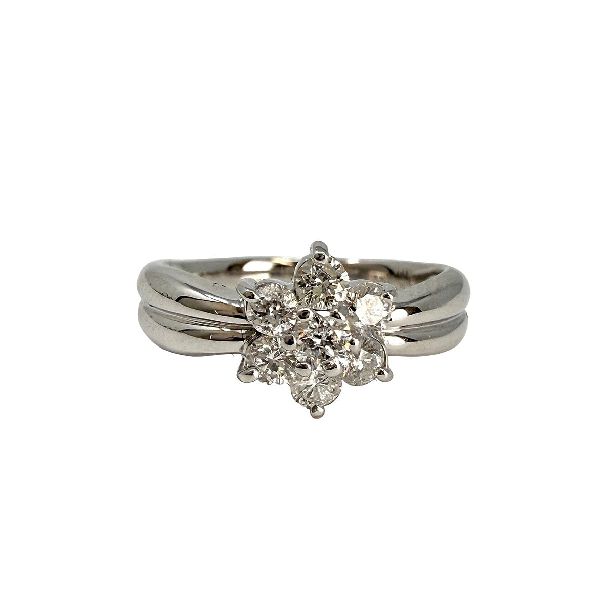 18K White Gold Diamond Ring