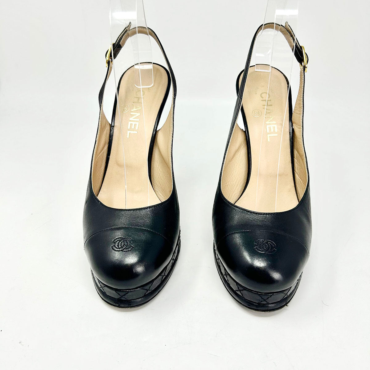 Chanel Pumps