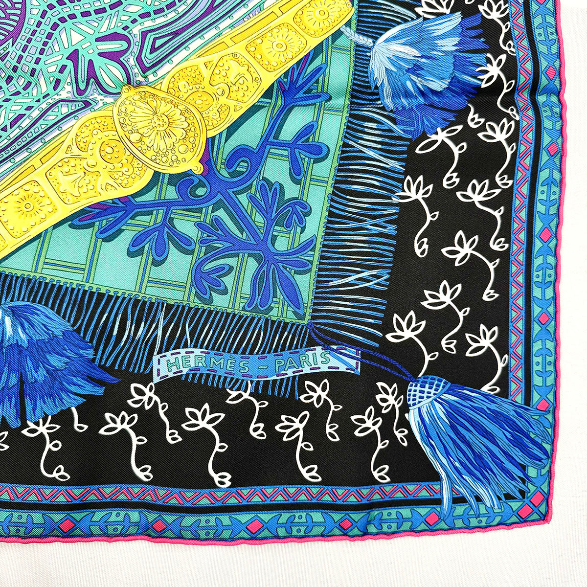 Hermes "Cavaliers Du Caucase" Scarf