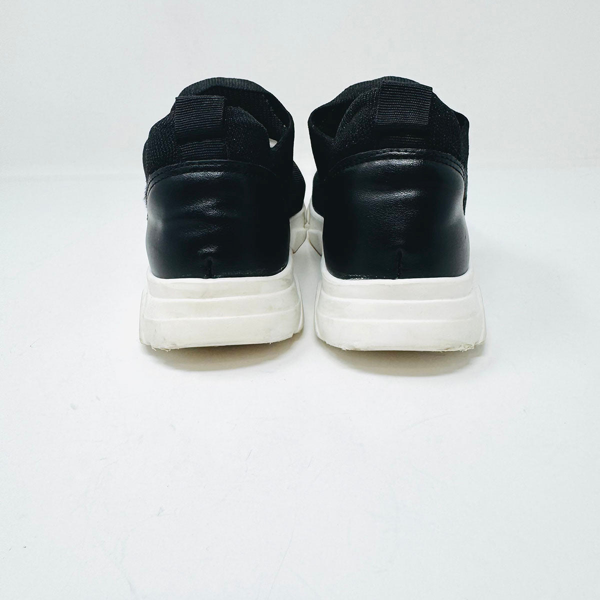 Mario Valentino Sneakers