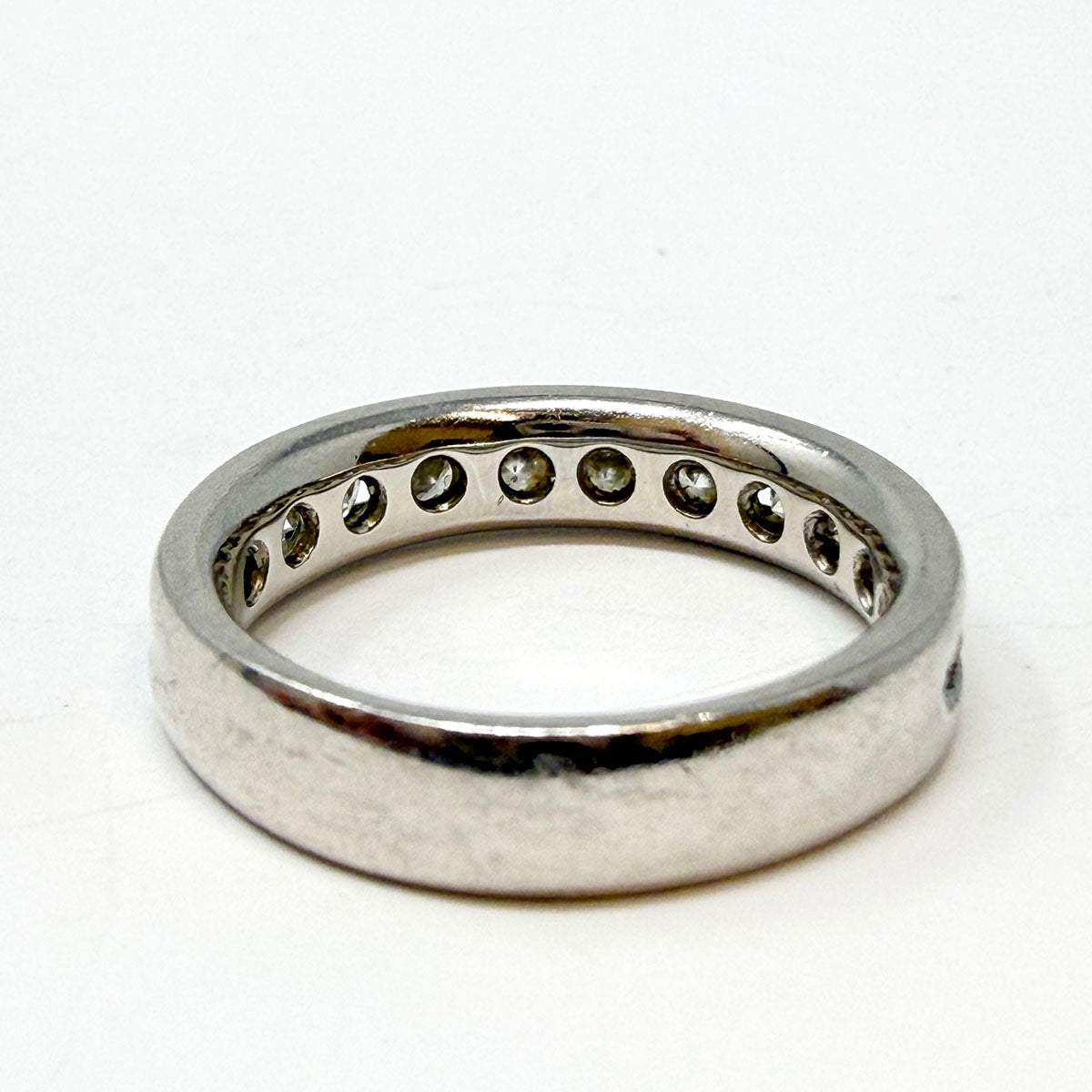 Platinum Ring with 11 Diamonds