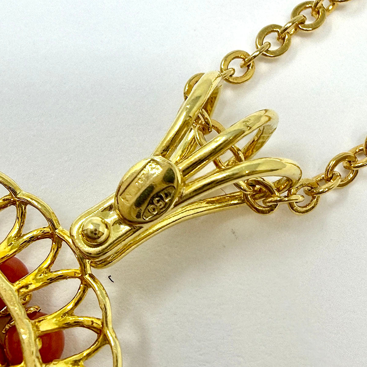 18K Gold Pendant Necklace with Coral