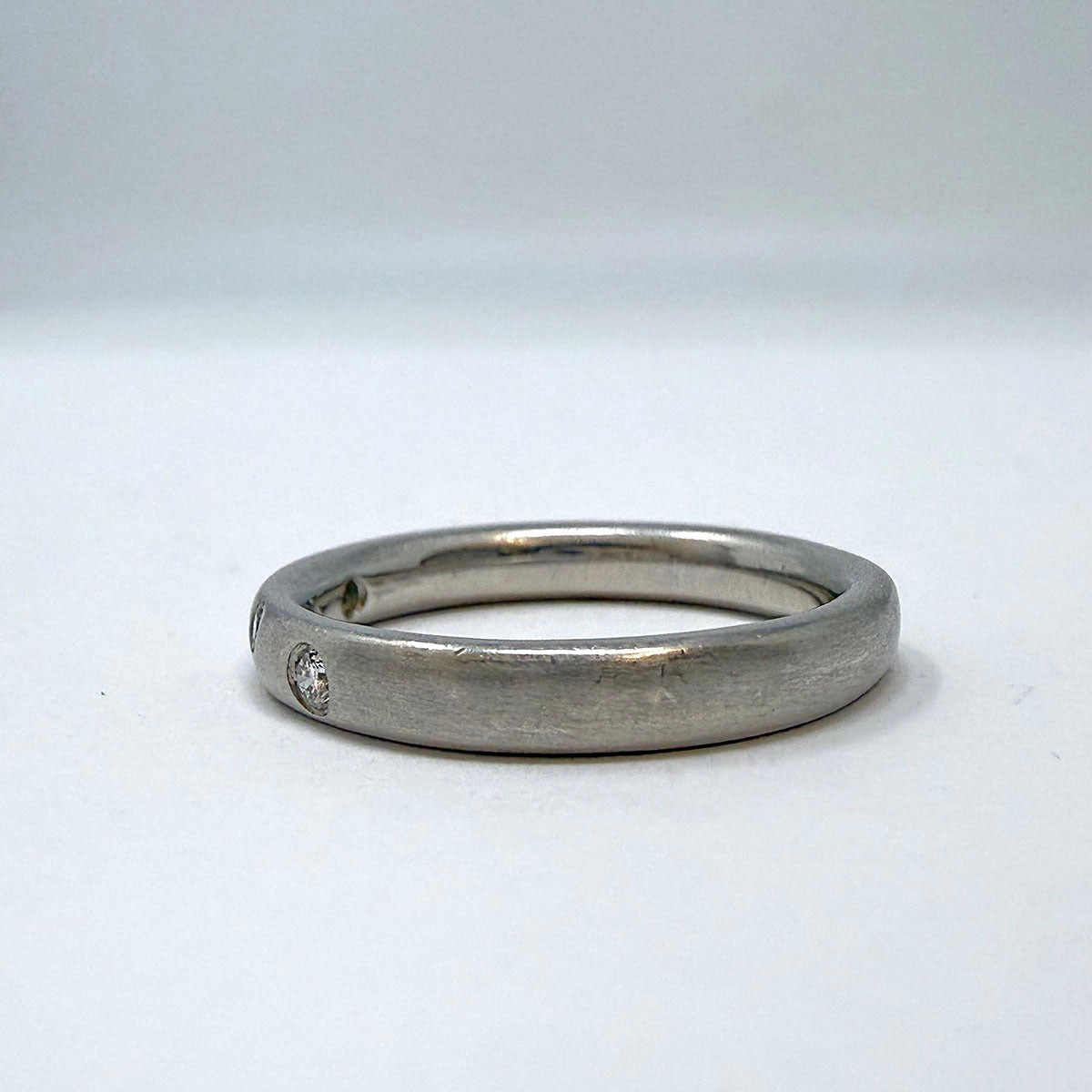 Platinum Guard Ring with 4 Diamonds