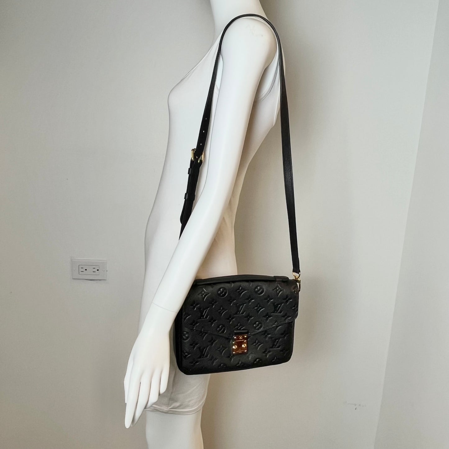 Louis Vuitton Crossbody