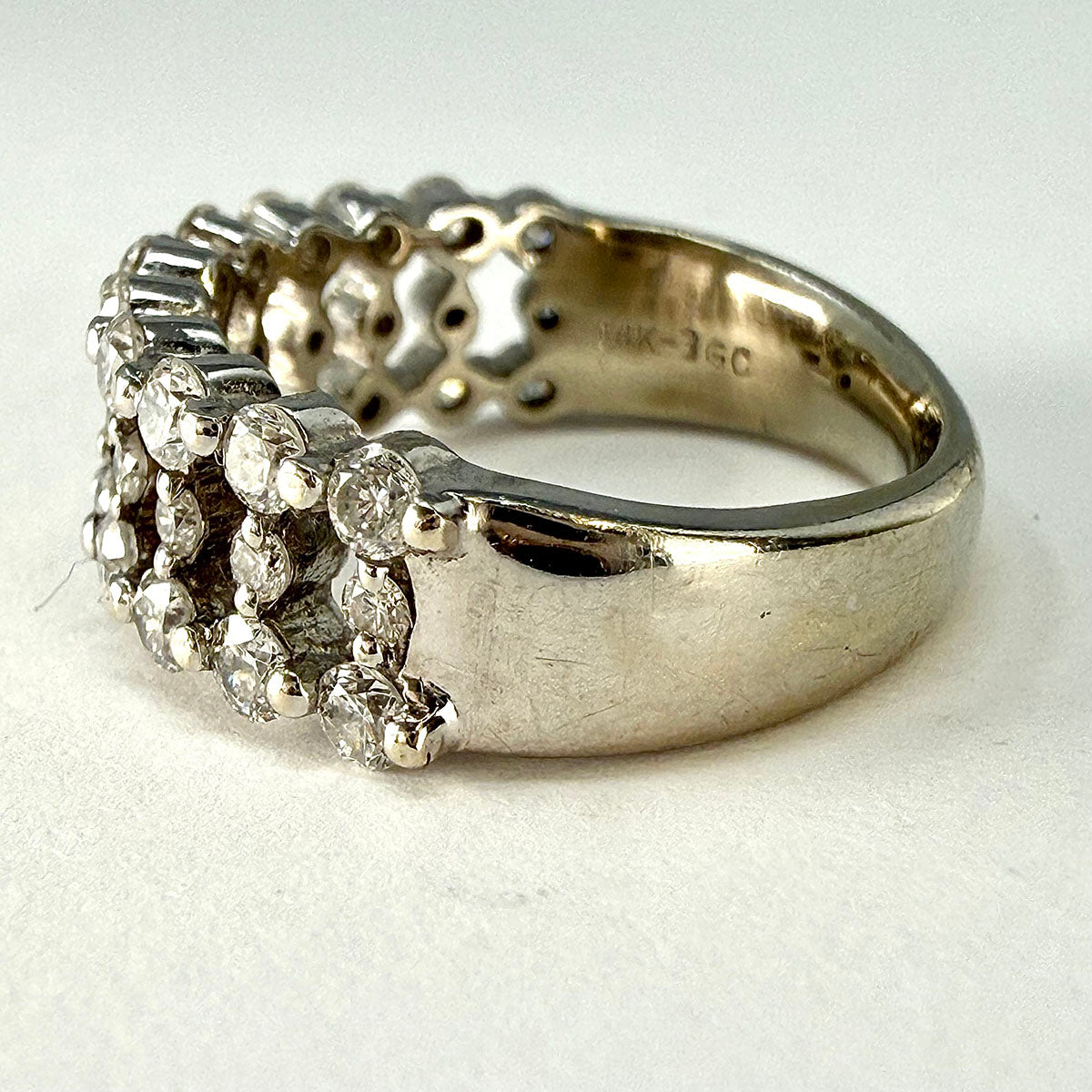 14K White Gold Ring with Diamond