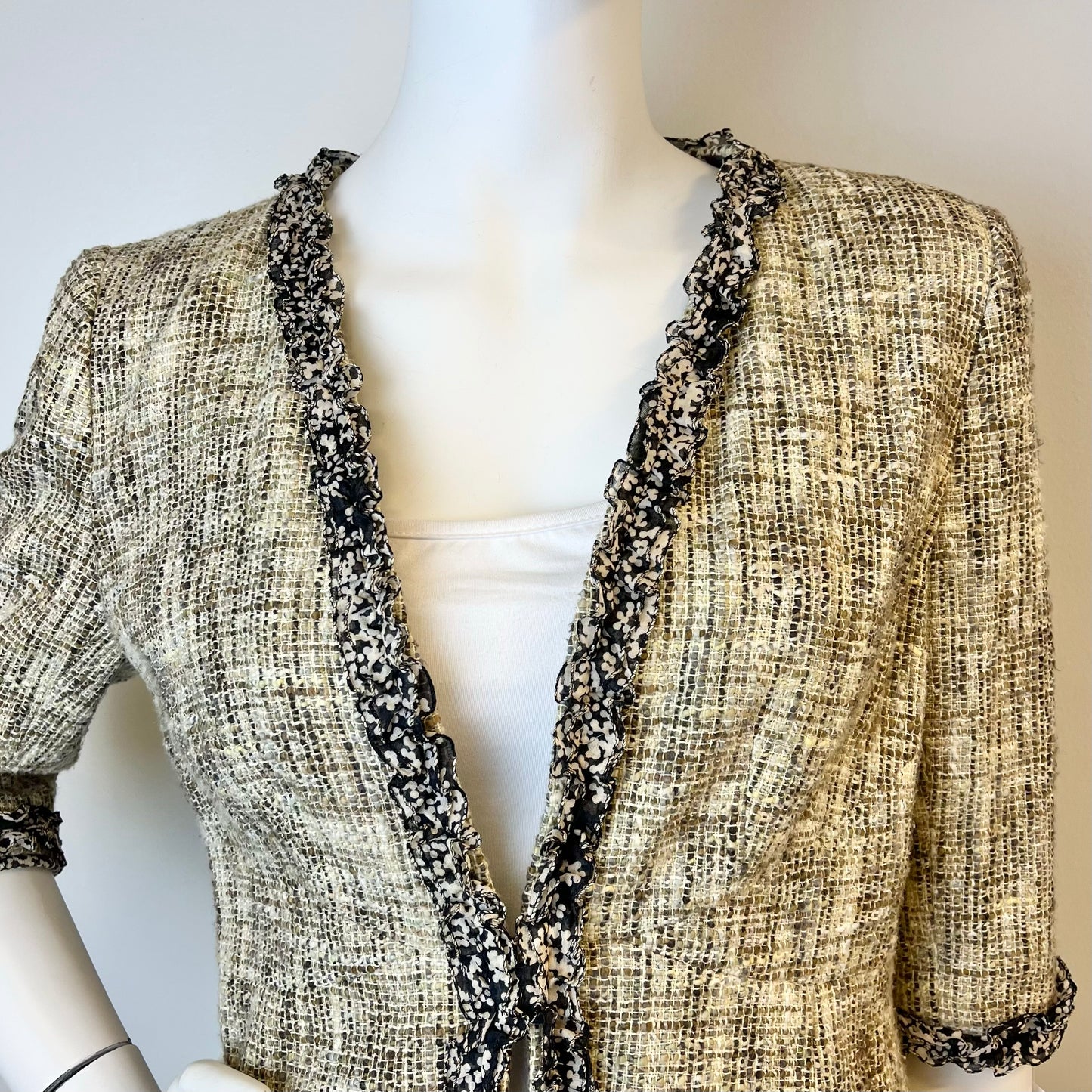 Chanel 2003 Collar Tweed Jacket with Floral Lining