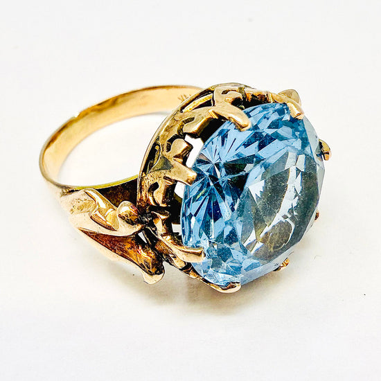 Vintage 14K Rose Gold Ring with Topaz