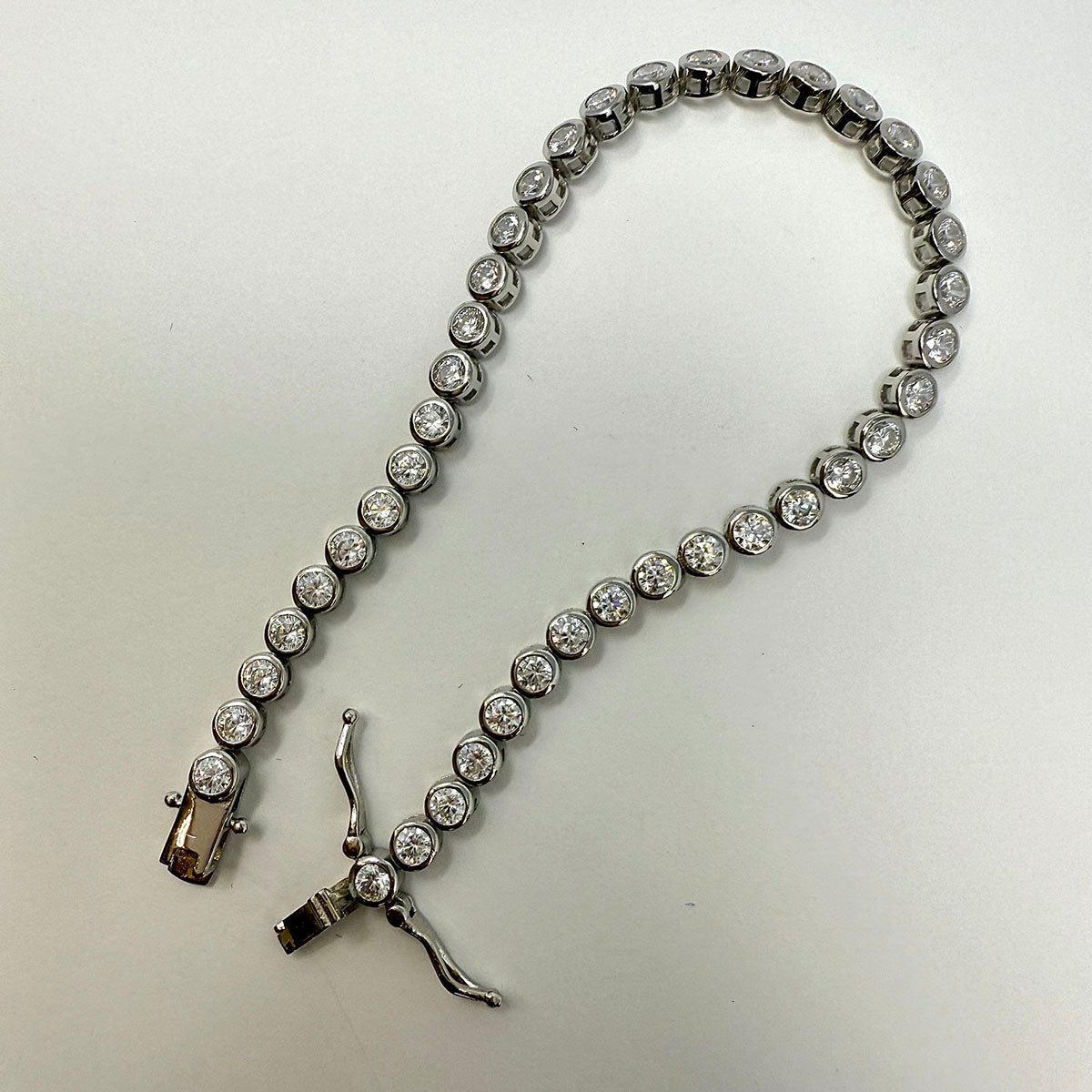 7" Bezel Set Round CZ Rhodium-plated Tennis Bracelet