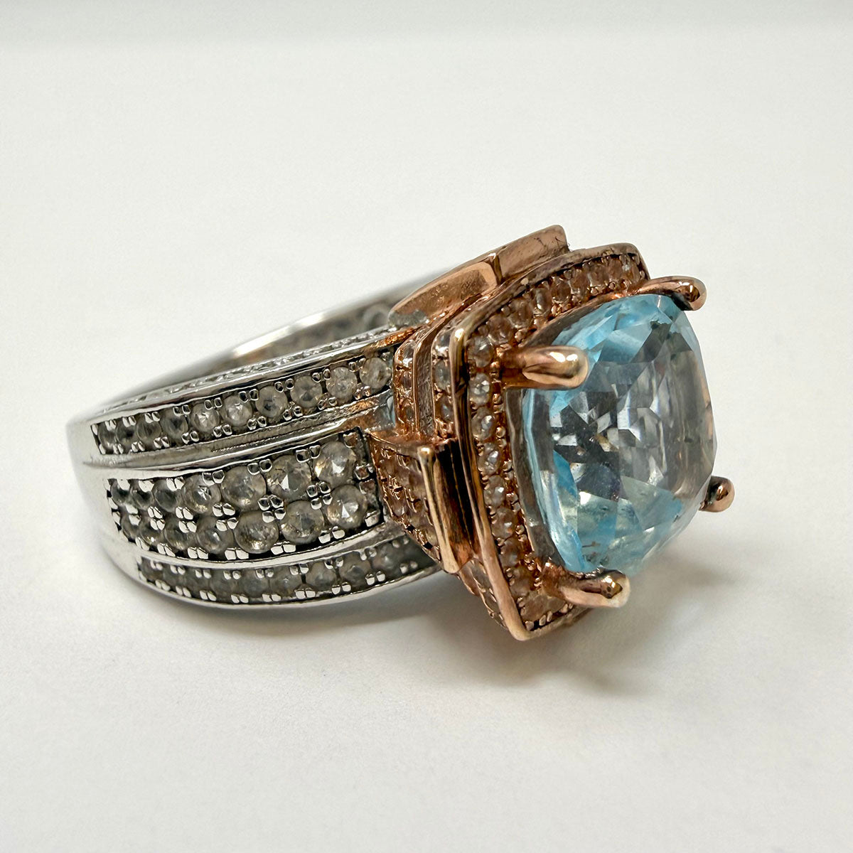Levian Ring