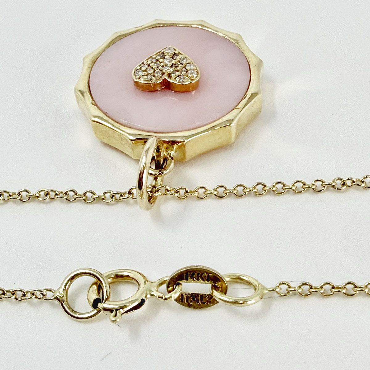 14K Gold Pendant Necklace with Diamond Heart